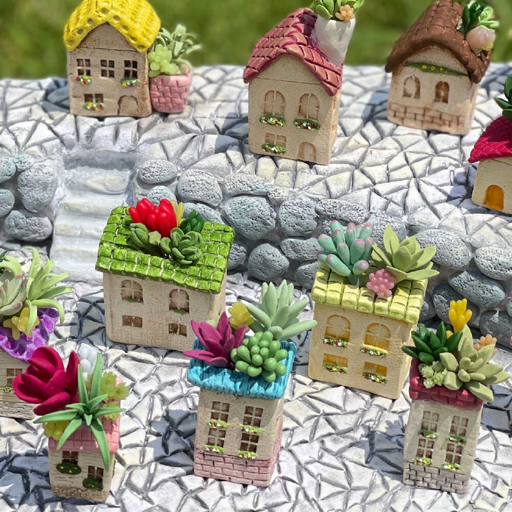 ミニチュアハウス&多肉の可愛い世界