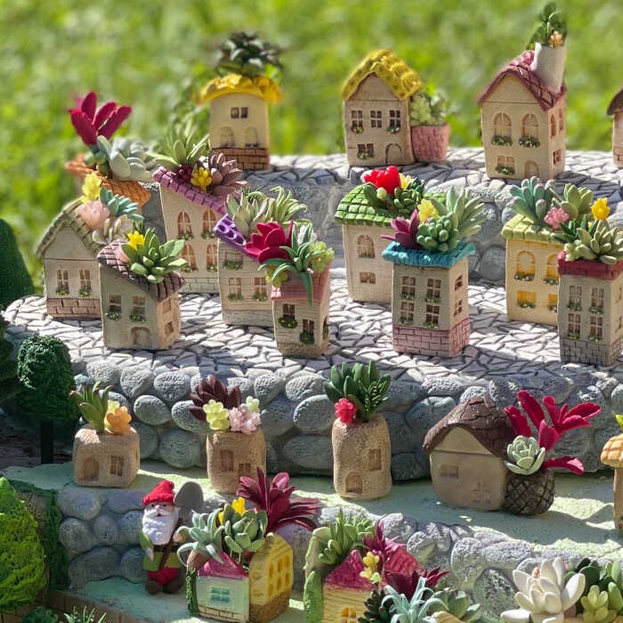 ミニチュアハウス&多肉の可愛い世界
