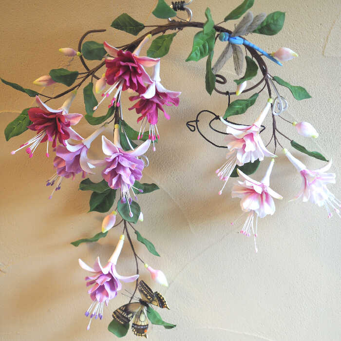フクシアの壁飾り