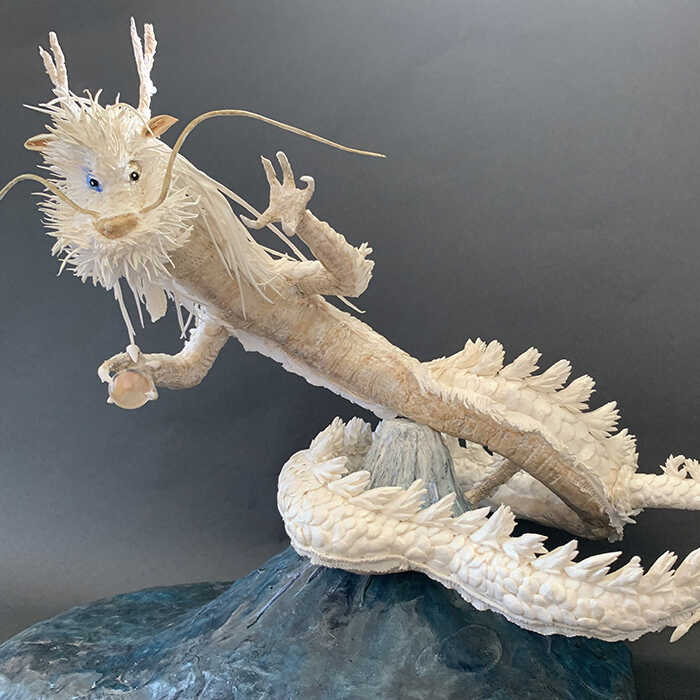 幸せを呼ぶ白龍